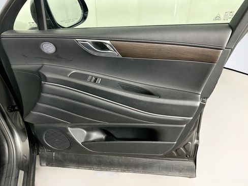 Used 2024 Genesis GV80 2.5T image 32