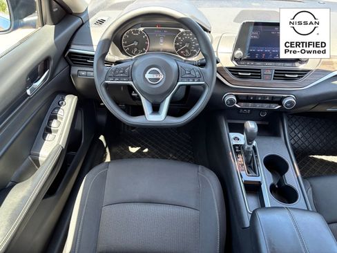 Certified 2025 Nissan Altima 2.5 SV FWD image 12
