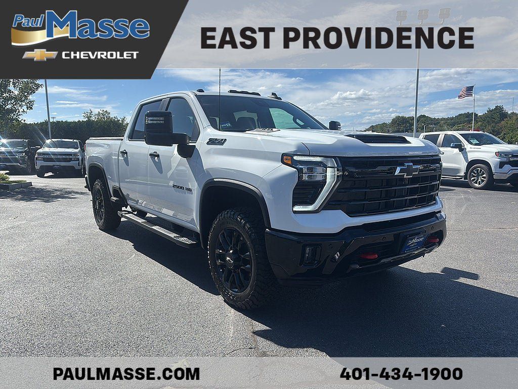 Used 2026 Chevrolet Silverado 2500 LT w/ Trail Boss Package AWD/4WD image 3