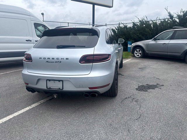 Used 2018 Porsche Macan GTS AWD/4WD image 11