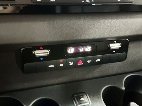 Used 2026 Mercedes-Benz Sprinter 2500 image 17