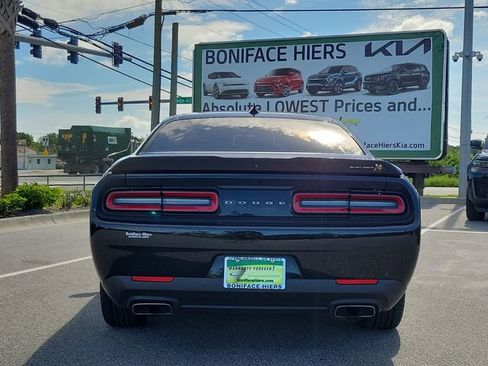 Used 2021 Dodge Challenger R/T Scat Pack RWD image 5