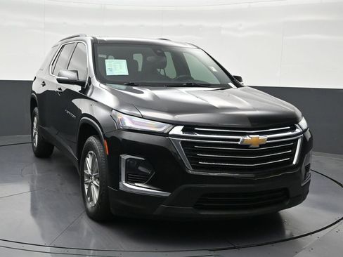 Used 2023 Chevrolet Traverse LT image 8