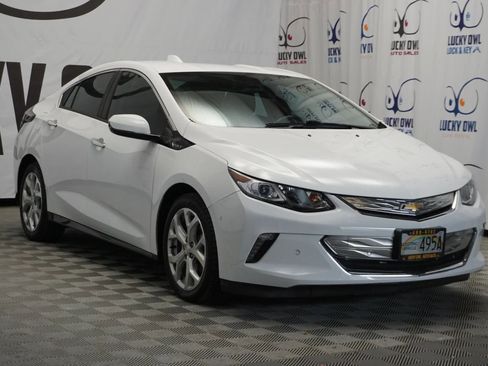 Used 2017 Chevrolet Volt Premier image 3