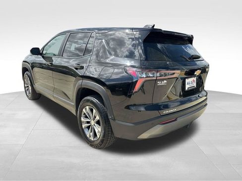 Used 2025 Chevrolet Equinox LT image 8