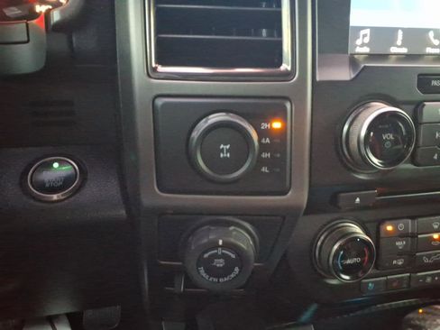 Used 2018 Ford F150 Raptor w/ Equipment Group 802A Luxury image 14