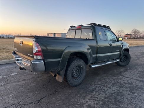 Used 2014 Toyota Tacoma 4x4 Access Cab V6 w/ SR5 Package image 10