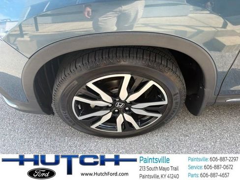 Used 2019 Honda Pilot Touring image 8