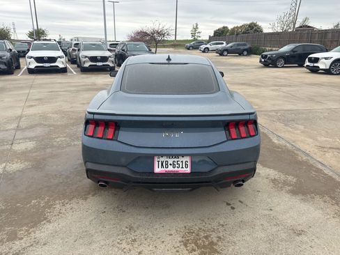 Used 2024 Ford Mustang GT Premium image 6