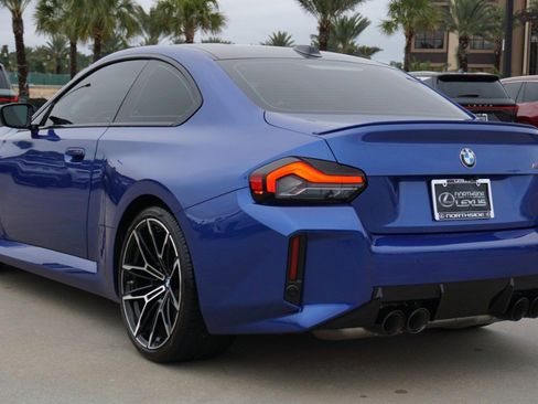 Used 2025 BMW M2 w/ Lighting Package image 8