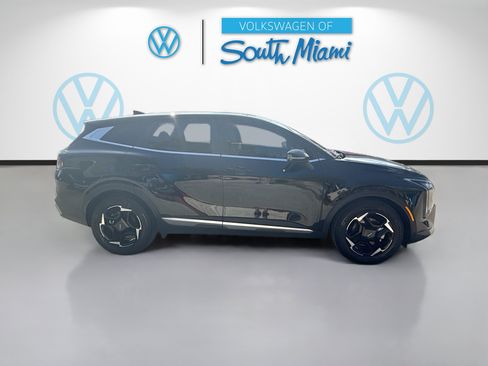 Used 2026 Kia Sportage EX FWD image 8