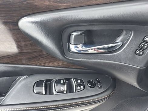 Used 2021 Nissan Murano Platinum image 20