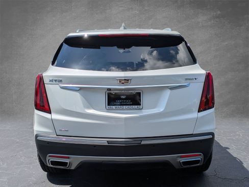 Certified 2023 Cadillac XT5 Premium Luxury AWD/4WD image 5