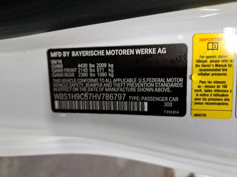 Used 2017 BMW M2 image 36