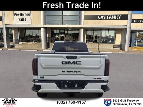Used 2024 GMC Sierra 2500 AT4 w/ AT4 Premium Plus Package AWD/4WD image 8