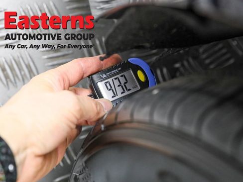 Used 2022 Toyota Corolla LE w/ Carpet Mat Package (TMS) image 25