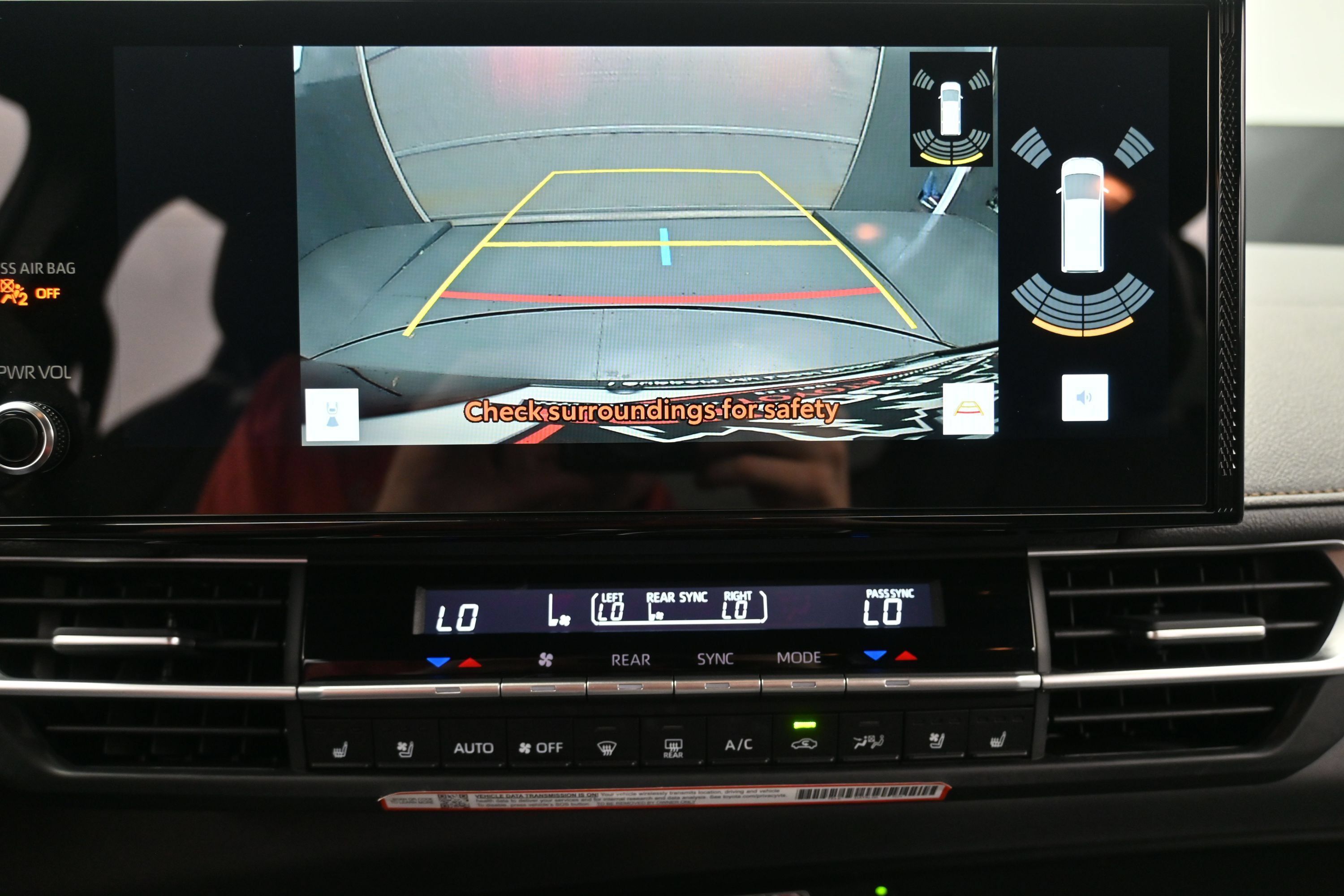 Used 2026 Toyota Sienna Limited FWD image 18