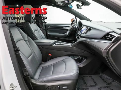 Used 2024 Buick Enclave Premium image 26