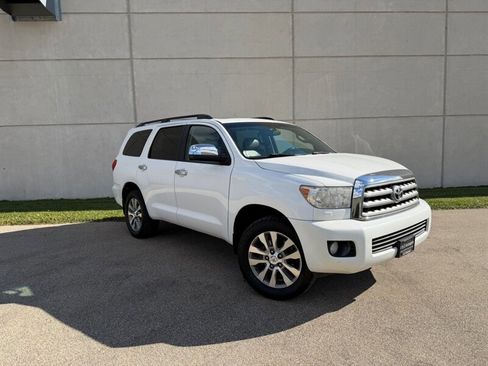 Used 2017 Toyota Sequoia Limited image 21