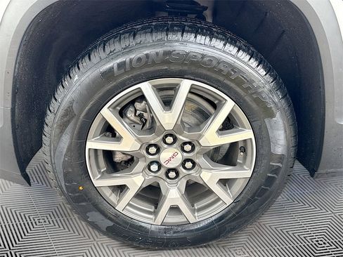 Used 2021 GMC Acadia SLE image 33