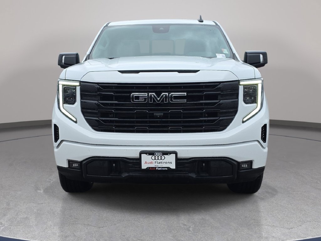 Used 2023 GMC Sierra 1500 Elevation w/ Elevation Premium Package AWD/4WD image 3