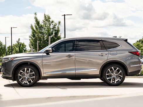 Used 2024 Acura MDX SH-AWD w/ Technology Package image 6