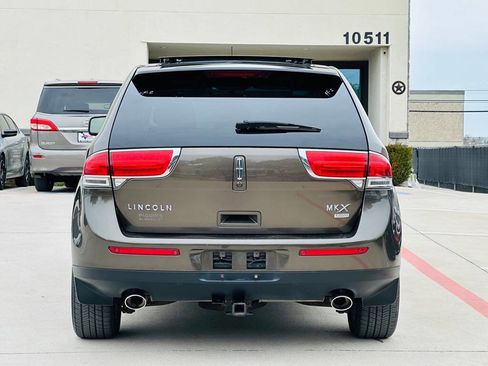 Used 2011 Lincoln MKX AWD w/ 102A Rapid Spec Order Code image 8