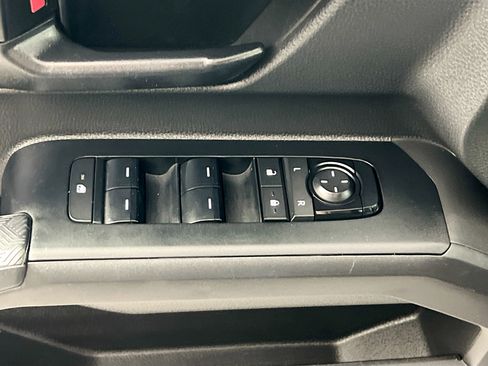 Used 2024 Toyota Tacoma SR5 RWD image 16