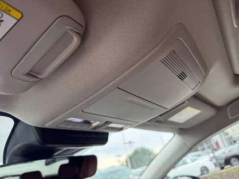 Used 2025 MAZDA CX-30 Carbon image 25