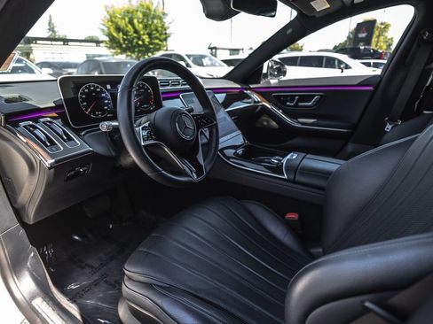 Used 2022 Mercedes-Benz S 580 4MATIC Sedan image 16