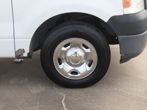 Used 2006 Ford F150 XL RWD image 9