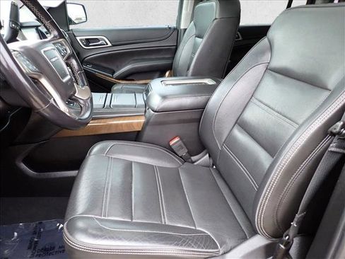 Used 2019 GMC Yukon XL Denali AWD/4WD image 15