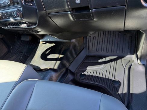 Used 2015 Chevrolet Silverado 3500 W/T image 37