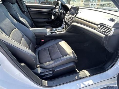 Used 2021 Honda Accord Sport image 18