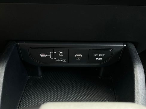 Used 2025 Kia K4 LXS image 26