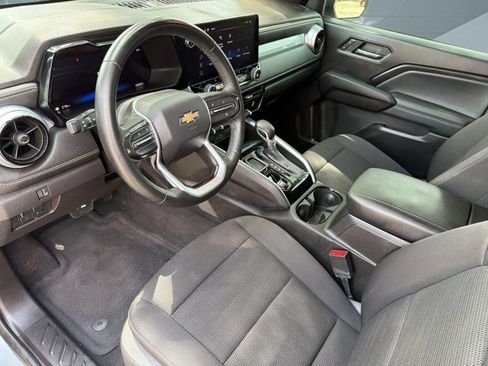 Certified 2024 Chevrolet Colorado LT w/ LT Convenience Package II RWD image 4