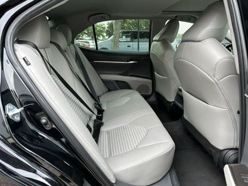Used 2024 Toyota Camry SE w/ Convenience Package FWD image 19