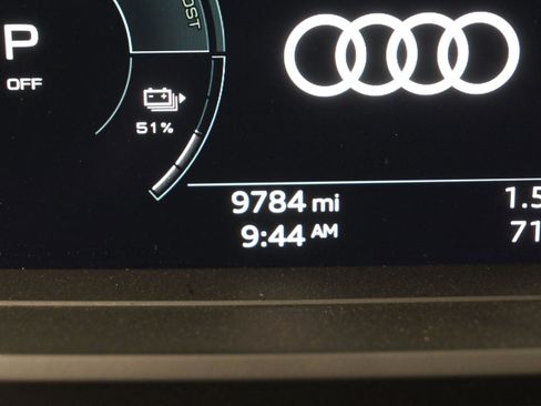 Used 2024 Audi Q4 e-tron Premium Plus w/ Premium Plus image 44