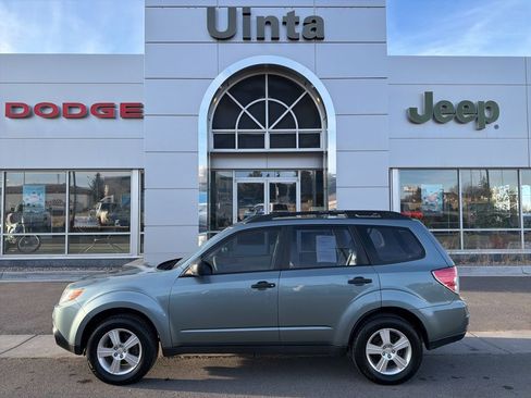 Used 2011 Subaru Forester 2.5X w/ Alloy Wheel Value Pkg image 3