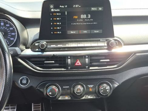 Used 2021 Kia Forte GT-Line FWD image 15