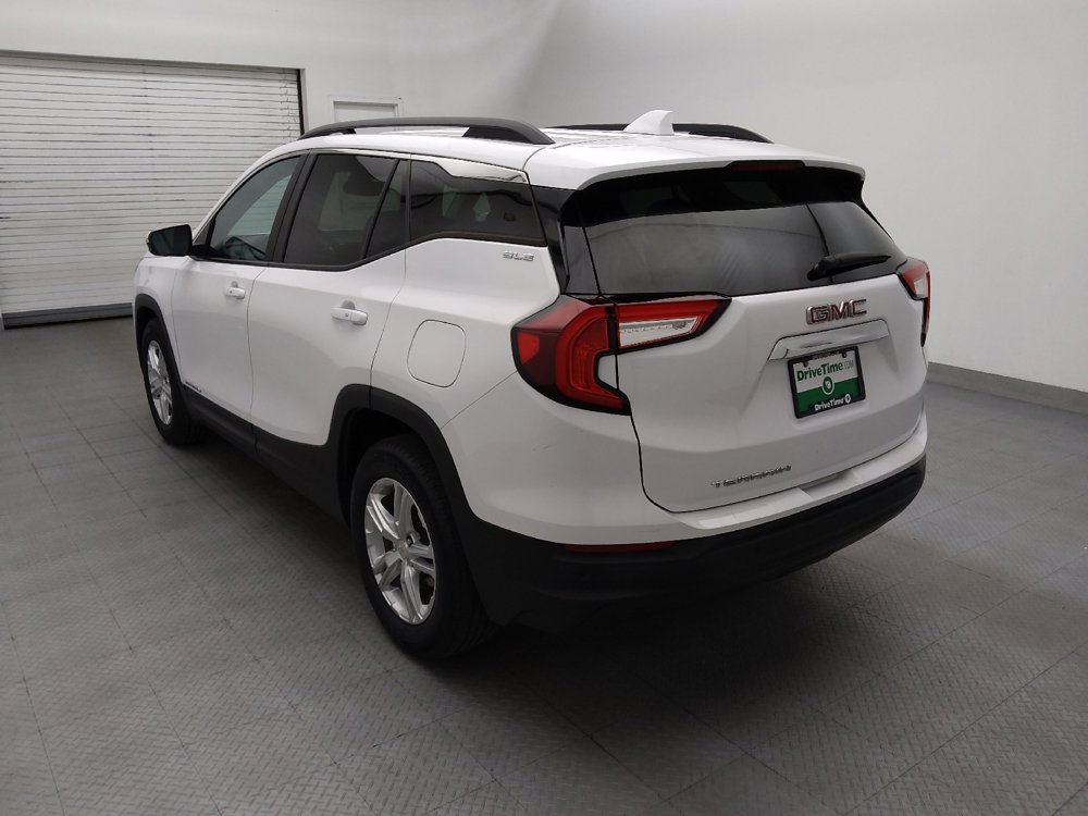 Used 2022 GMC Terrain SLE w/ Driver Convenience Package FWD image 5