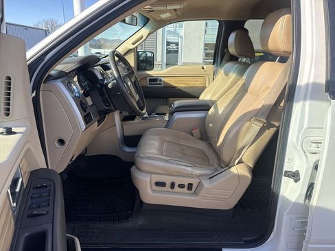 Used 2011 Ford F150 Lariat w/ Lariat Chrome Pkg image 21