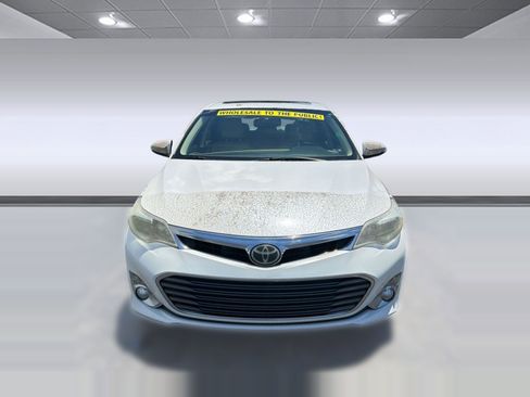 Used 2014 Toyota Avalon Limited w/ Technology Package FWD image 5