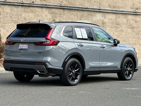 Used 2023 Honda CR-V Sport image 3