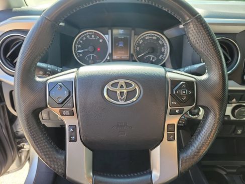 Used 2023 Toyota Tacoma SR5 w/ Technology Package RWD image 18