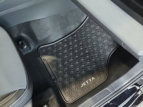 New 2026 Volkswagen Jetta SE image 14