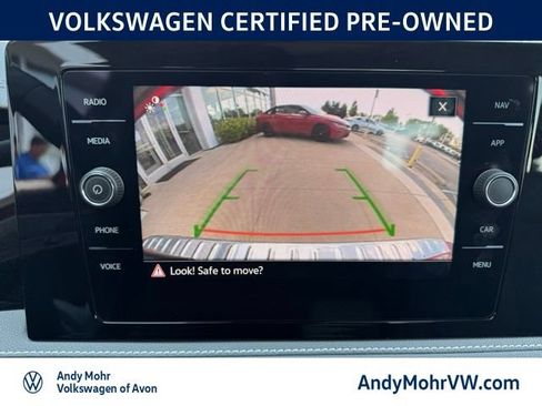 Used 2025 Volkswagen Jetta SEL FWD image 27