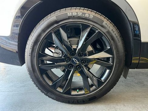 Used 2021 Chevrolet Blazer RS w/ Enhanced Convenience Package AWD/4WD image 13