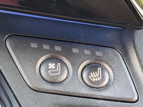 Used 2018 Honda Odyssey Elite image 9