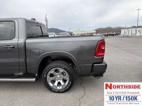 New 2026 RAM 1500 Big Horn AWD/4WD image 9